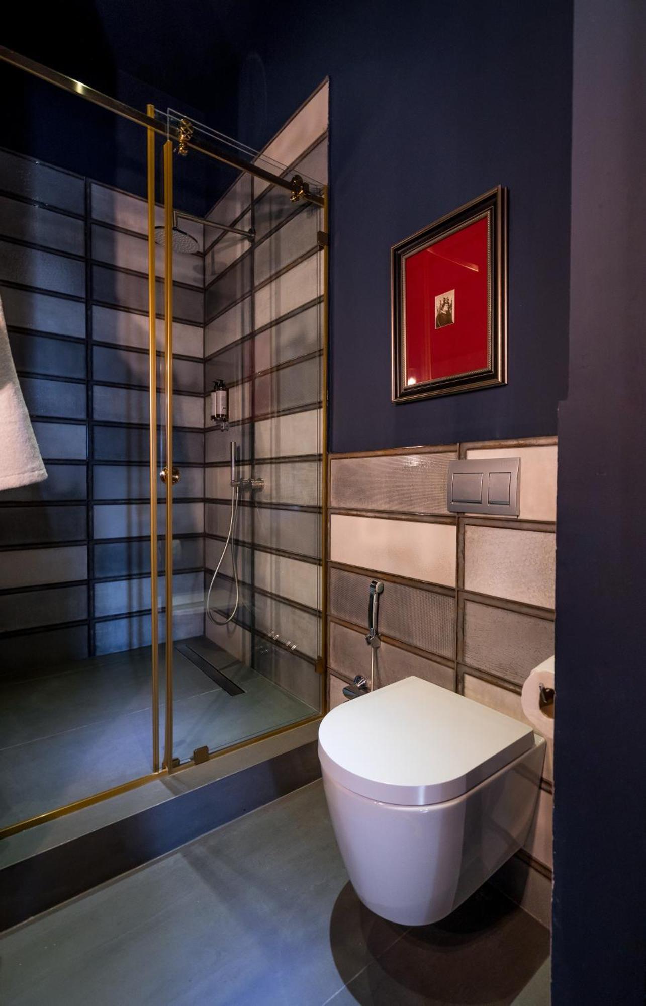 Zorba&Bond Boutique Hotel Tbilisi Buitenkant foto