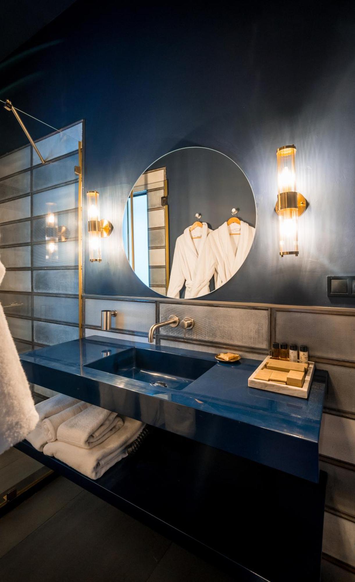 Zorba&Bond Boutique Hotel Tbilisi Buitenkant foto