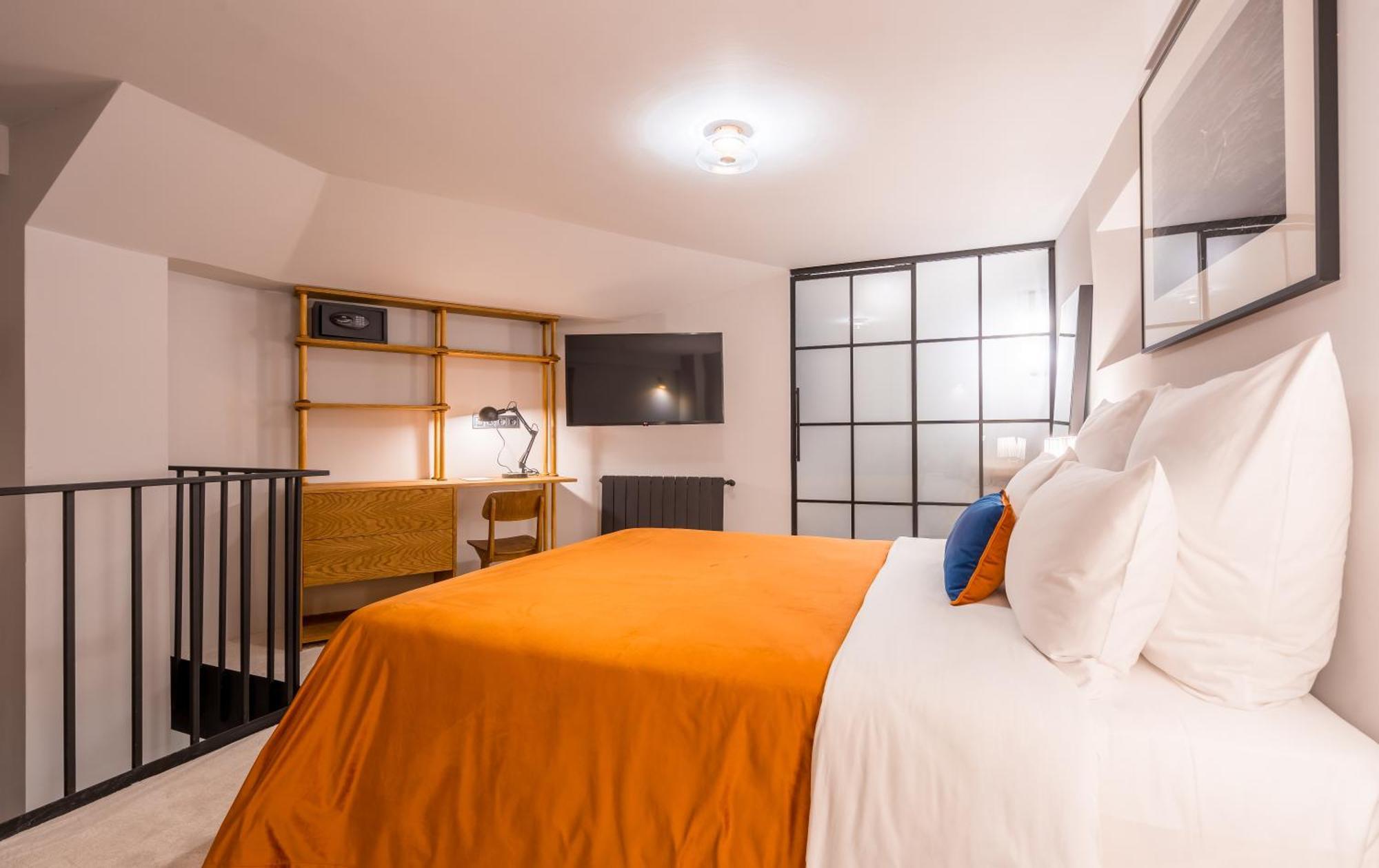 Zorba&Bond Boutique Hotel Tbilisi Buitenkant foto